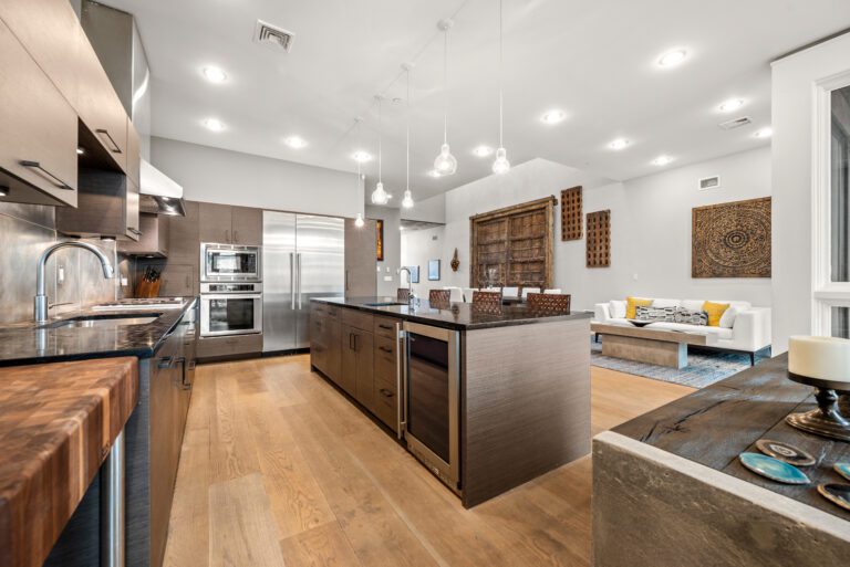 Philadelphia Real Estate Photography of a luxury kitchen
